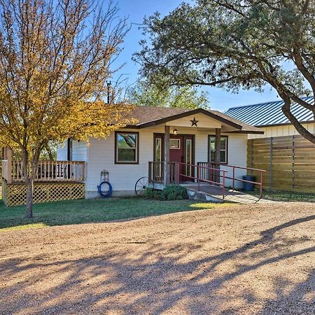Cozy Fredericksburg Studio Near Wineries! Exterior foto