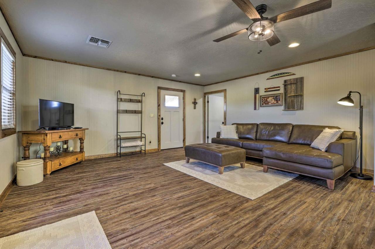 Cozy Fredericksburg Studio Near Wineries! Exterior foto