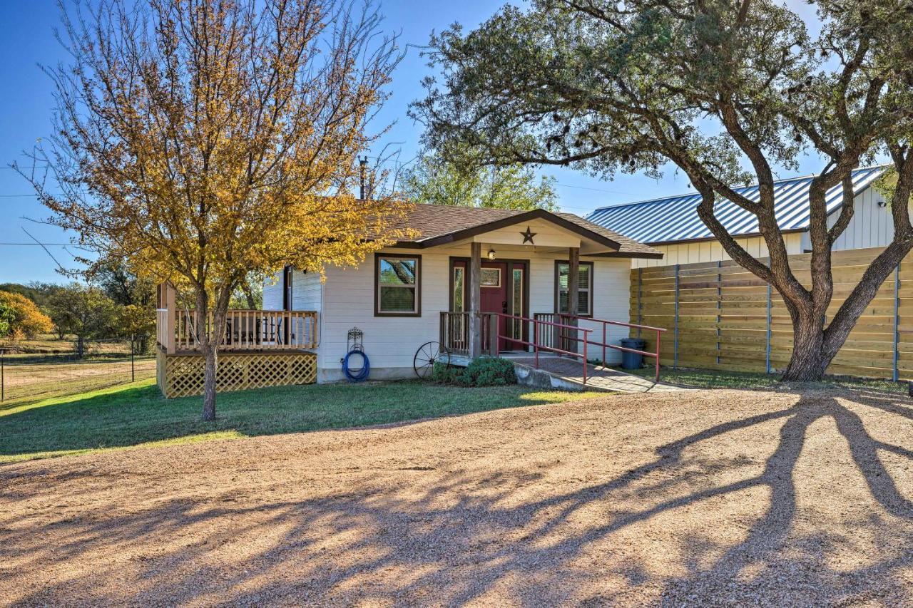 Cozy Fredericksburg Studio Near Wineries! Exterior foto