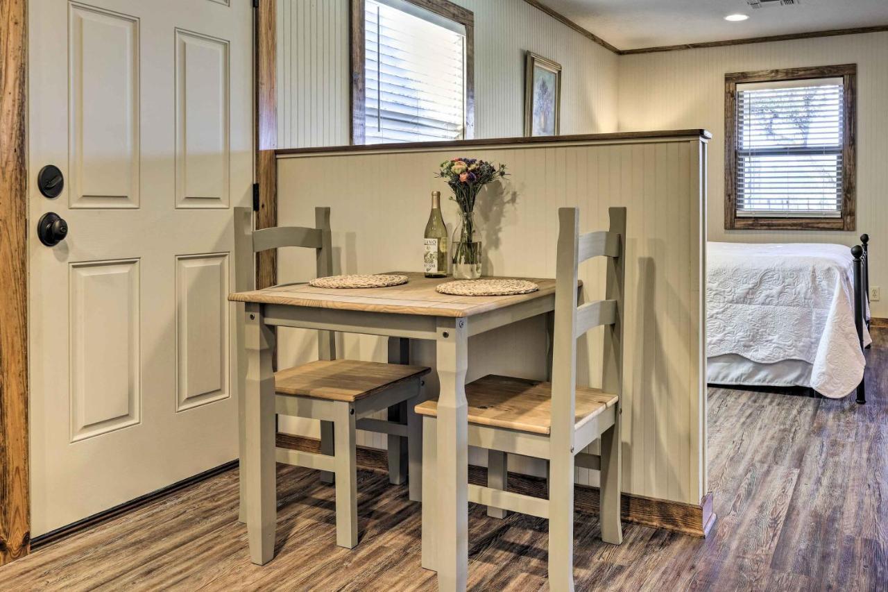 Cozy Fredericksburg Studio Near Wineries! Exterior foto